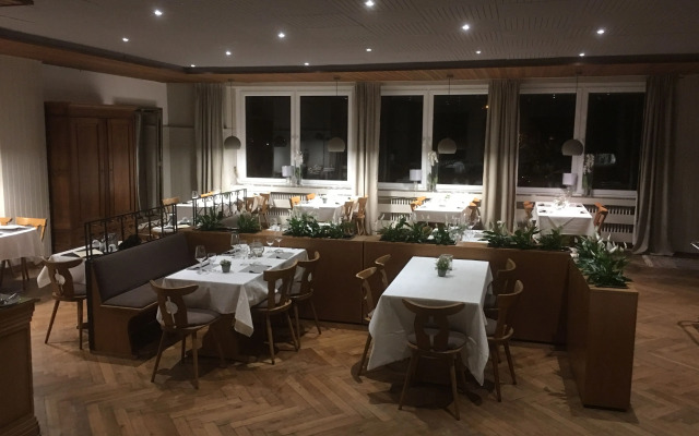Hotel & Restaurant Zur Moselterrasse
