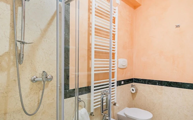 Residenza Miralago - 16 Domitilla - Locazione BK