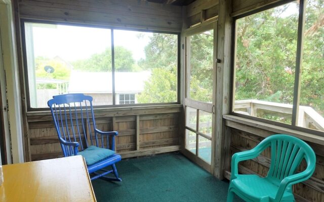 Nutter Tree at Ocracoke - 2 Br Home