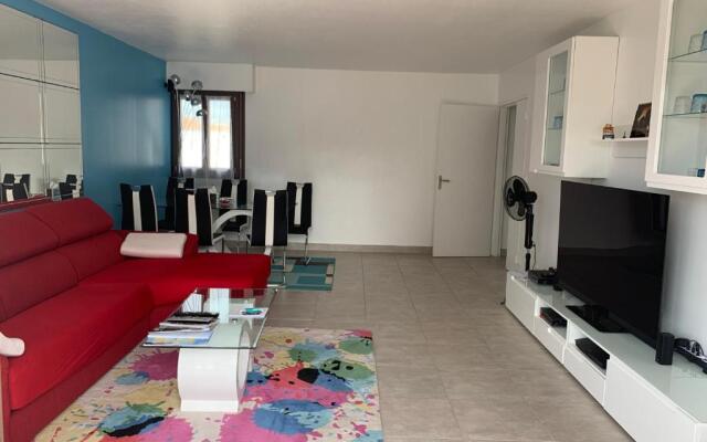 CHAMBRE a louer vue sur seine