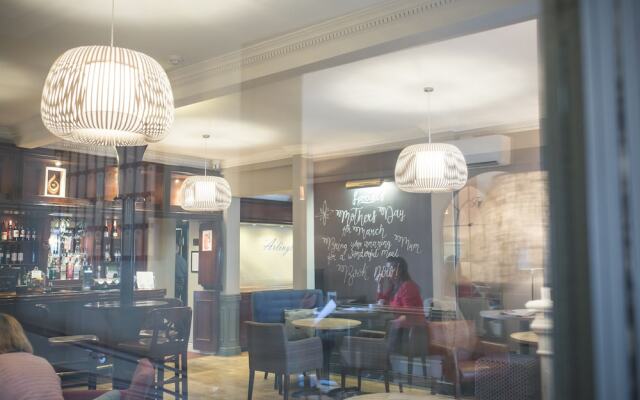 George Hotel, BW Signature Collection