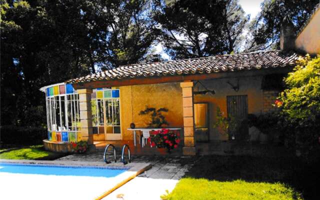 Apartment With 2 Bedrooms In Lancon Provence, With Shared Pool, Enclosed Garden And Wifi 20 Km From The Beach