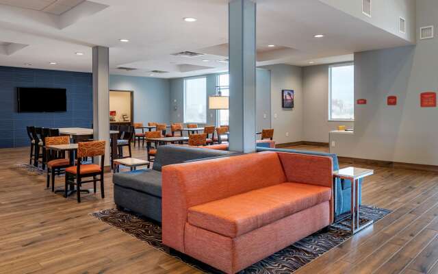 Best Western Plus Coachella Valley Inn & Suites