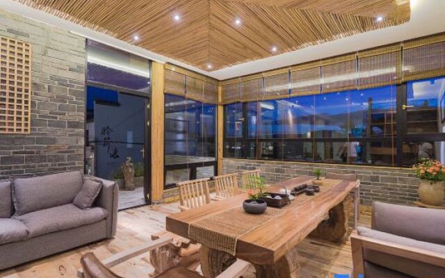 Sanwanli Senlv Designer Homestay (Tengchong Heshun Ancient Town)