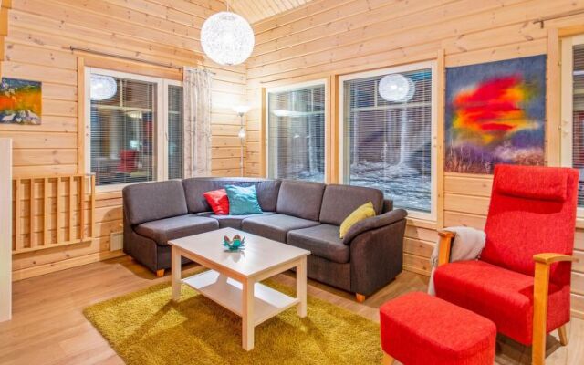Holiday Home Kevätpiippo a