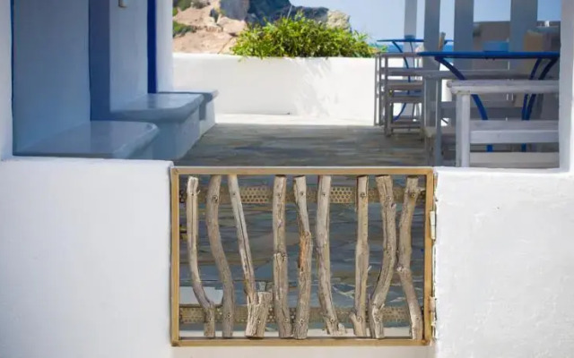 Κymanemi Folegandros