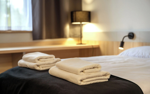 Hotel i Restauracja Dworski