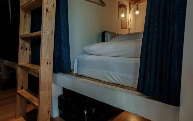 Blue Hour Kanazawa – Guest Rooms – Kanazawa
