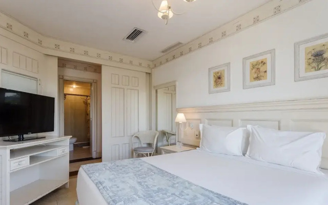 Suite com cozinha dentro de hotel ILCTOP