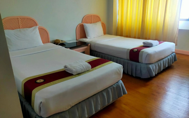 Thumrin Hotel