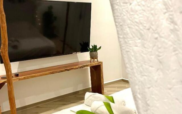 Beautiful Apartment In La Veleta