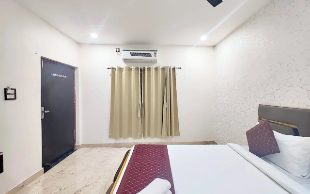 Hotel Ganges Place Varanasi with free AC