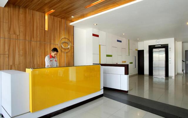 Amaris Hotel Panglima Polim 2