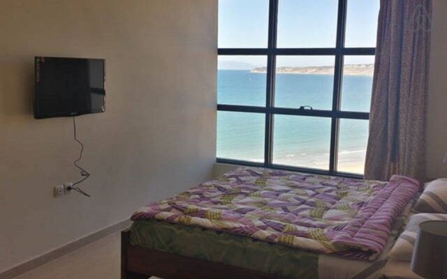 Newcenter Suites