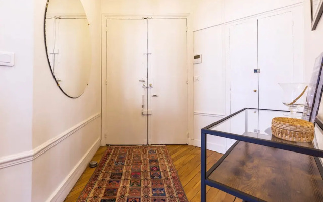 Zola Riverview Great 2 Bedroom in Paris