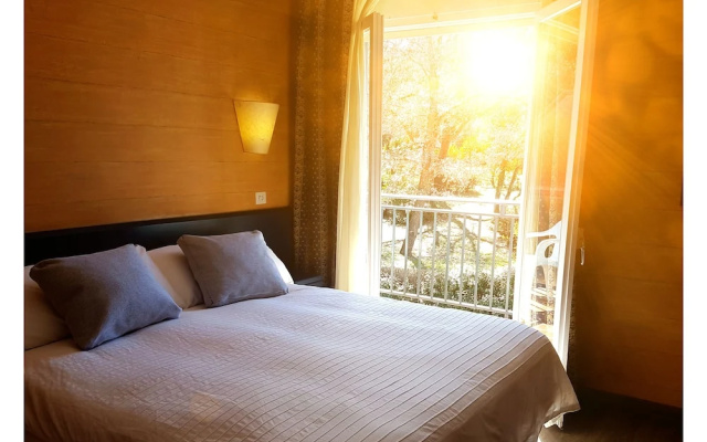Hostal Esteba