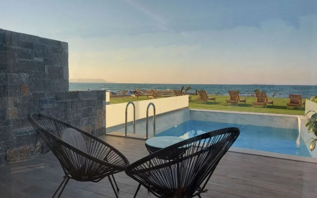 Ebenus Suites by Checkin