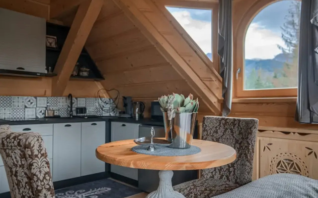 Rich Witch Villa&SPA