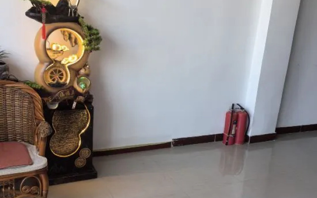 Zhaoyuan Qingfeng Theme Hotel