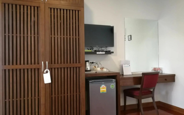 Buraphat Resort