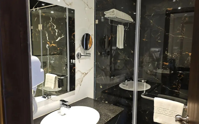 Mayur Belgaum Presidency Hotel & Spa