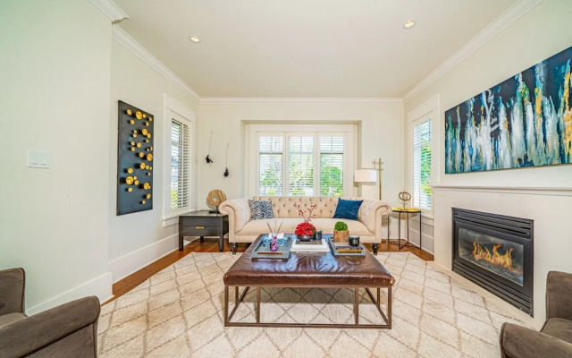 Timeless Retreat Near Central Vancouver