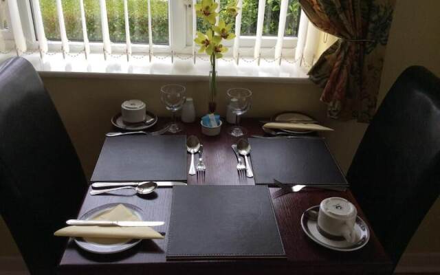 White Lodge Guest House
