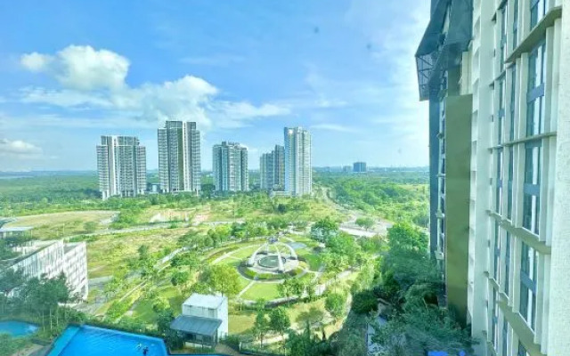 Elysia Park Medini by Stayrene near Legoland