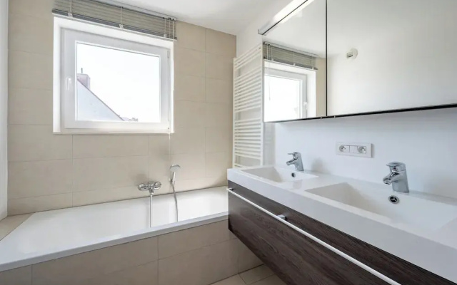 Apartment in Knokke Near Lippenslaan