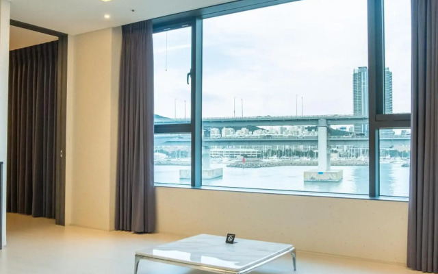 AG405 Hotel