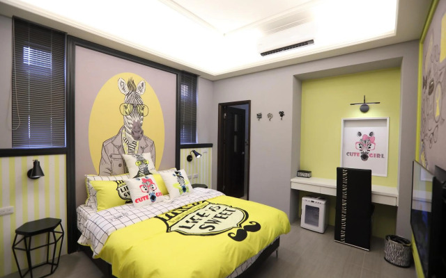 Happiness station B&B