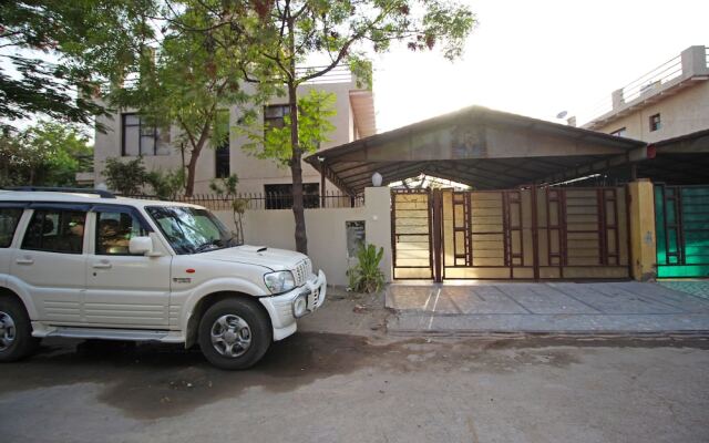 OYO 6495 Hotel Eden Greens