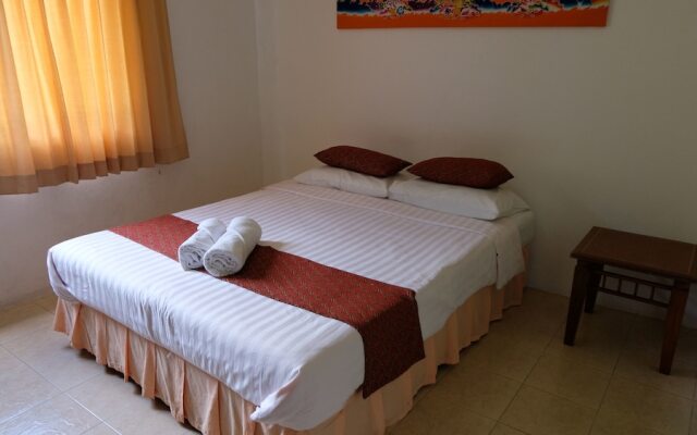 Khaolak Seafan Bed & Breakfast