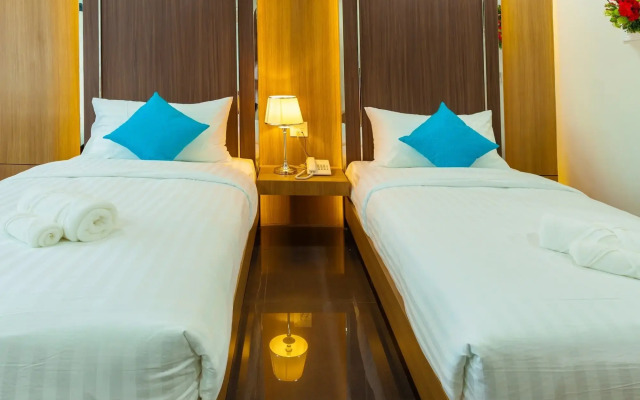 Thanburi Hotel