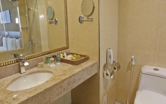 Royal Chiayi Hotel