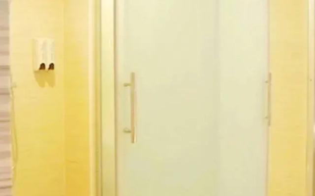 Yi Bai Hotel- Wuhan