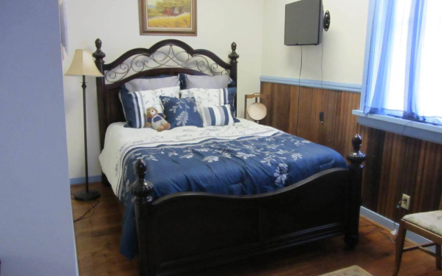 The Tinder Guest House