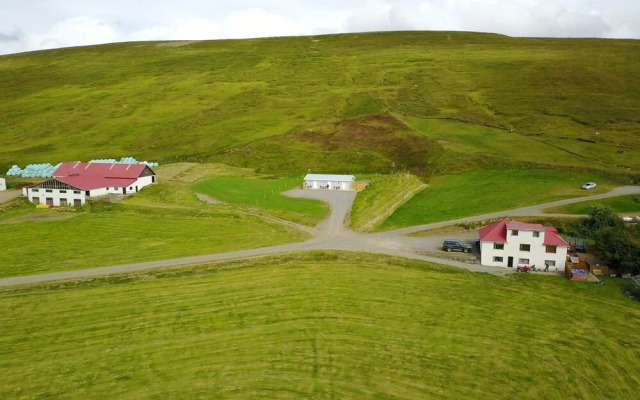 Guesthouse Brúnahlíð