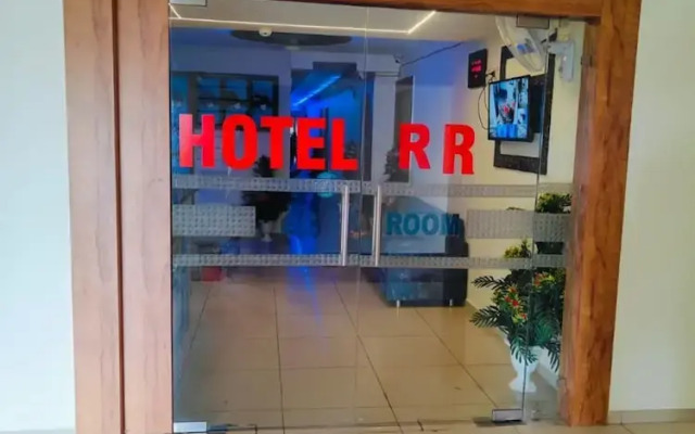 Goroomgo Riddhi Residency Varodra