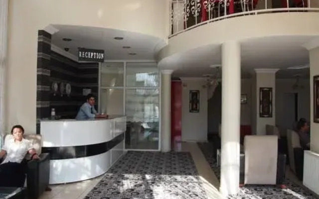 Hotel Mirva