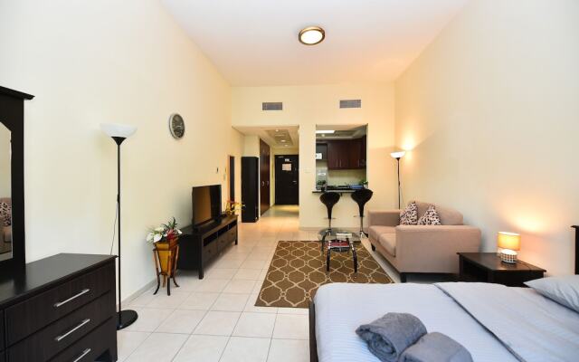 MRH - Studio in Discovery Gardens