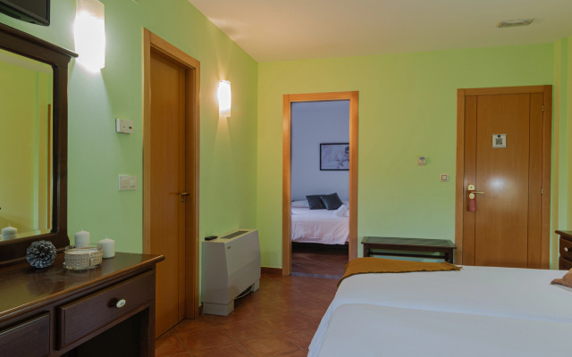 Hotel Balneario Rio Pambre