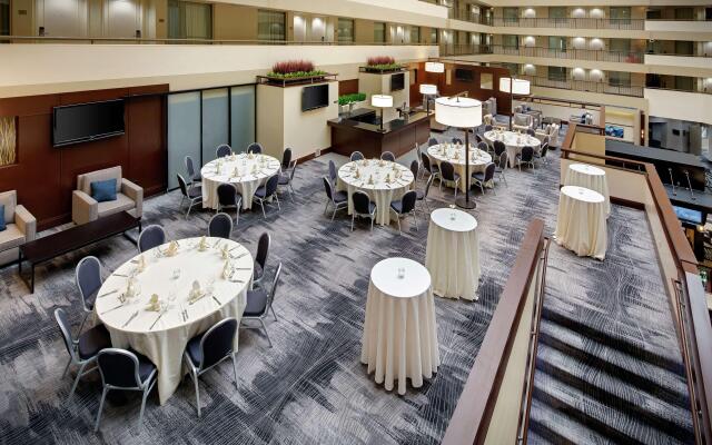 Embassy Suites by Hilton Detroit Troy Auburn Hills