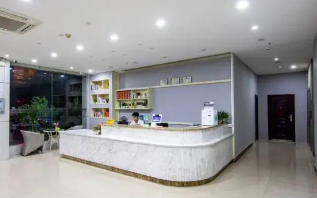 Yester Meitu Hotel (Guilin Railway Station Xiangshan Park Branch)
