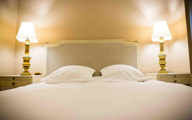 Hôtel Champerret Héliopolis