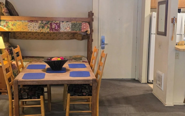 Eagle Summit Collection