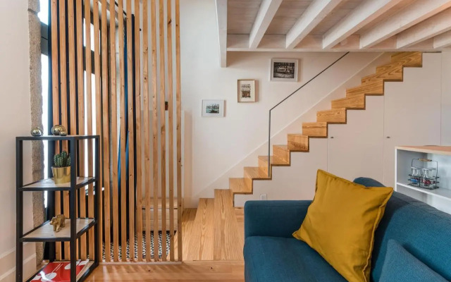 GuestReady - Ladder Mezz