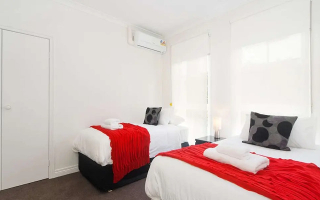 Smart Caulfield Townhouse