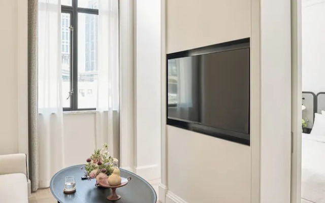 OPARTMENT The Far Eastern Hotel