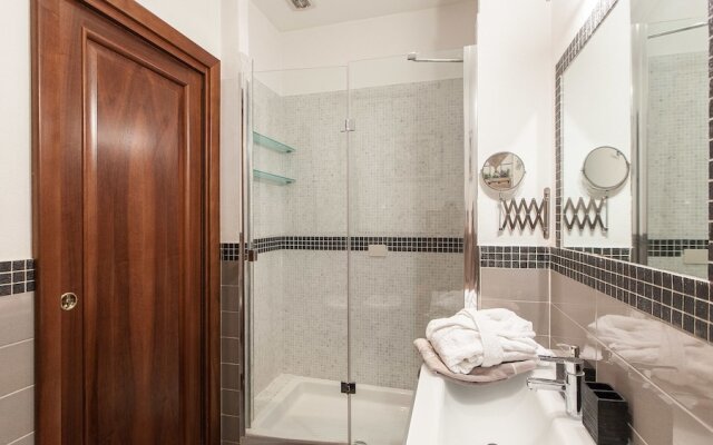 Rental in Rome Pellegrino Luxury